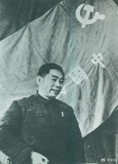1949年3月，周恩來在中共七屆二中全會(huì)上講話。